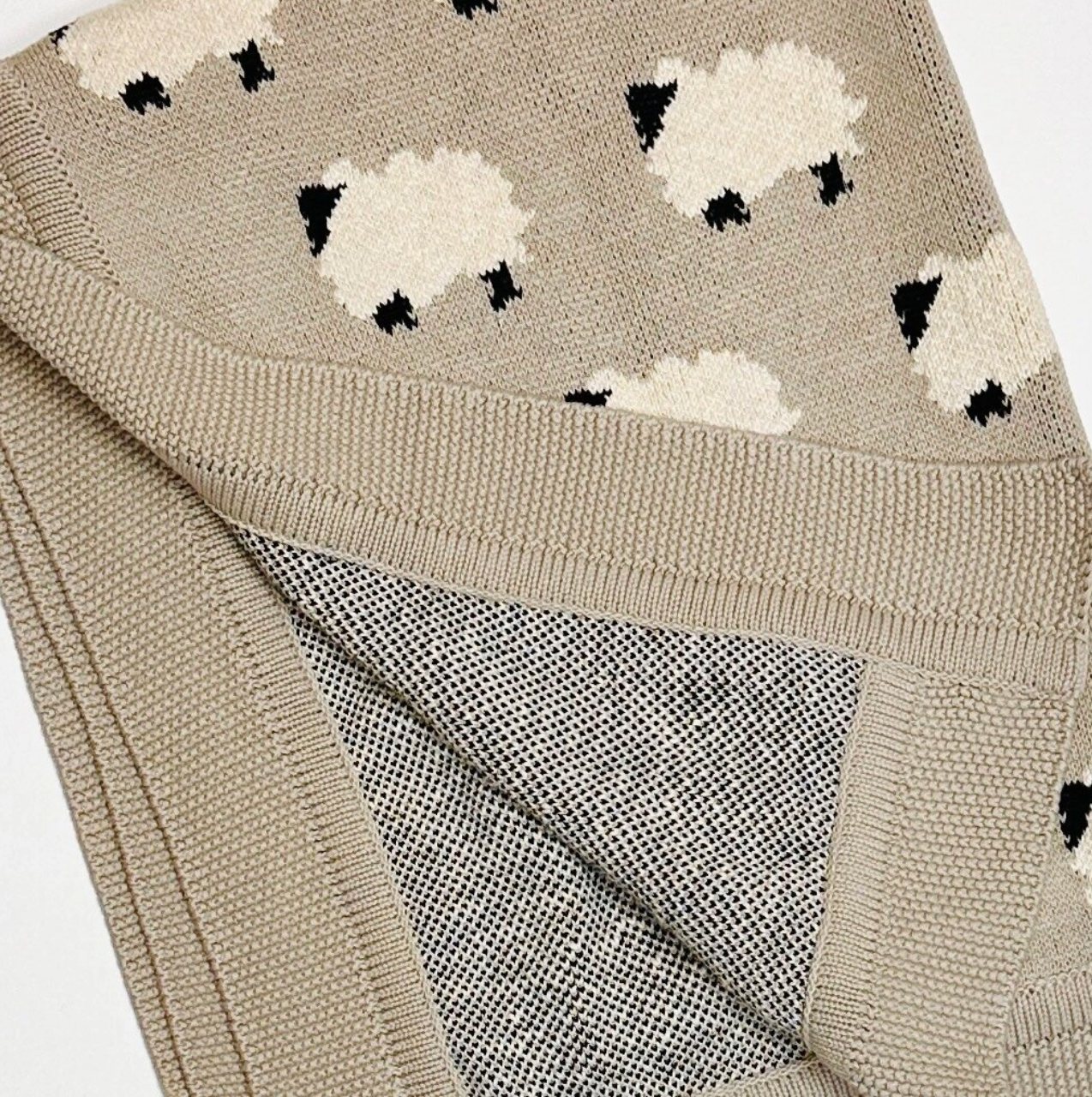 Furry Sheep - Organic Cotton Jacquard Knit Baby Blanket